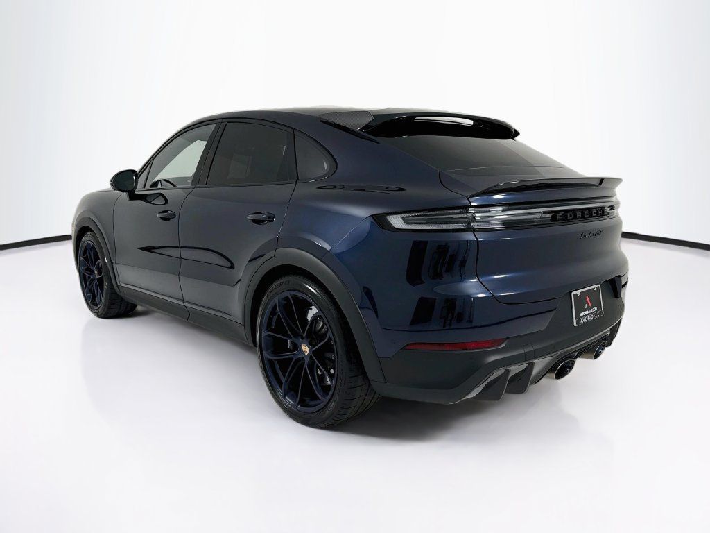Certified 2026 Porsche Cayenne Turbo GT AWD/4WD image 3