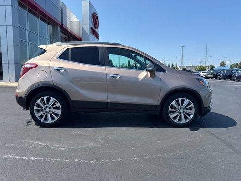 Used 2018 Buick Encore Preferred FWD image 8