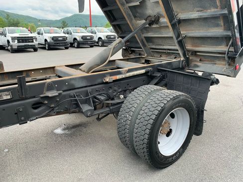 Used 2012 Ford F450 XL w/ PWR Equipment Group image 22