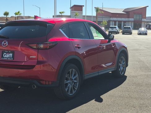 Used 2019 MAZDA CX-5 Signature AWD/4WD image 3