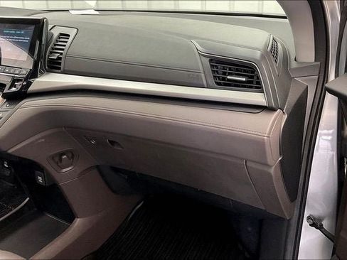 Certified 2023 Honda Odyssey EX-L image 18