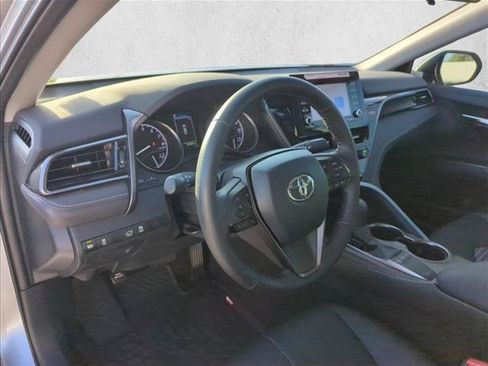 Used 2024 Toyota Camry SE FWD image 12