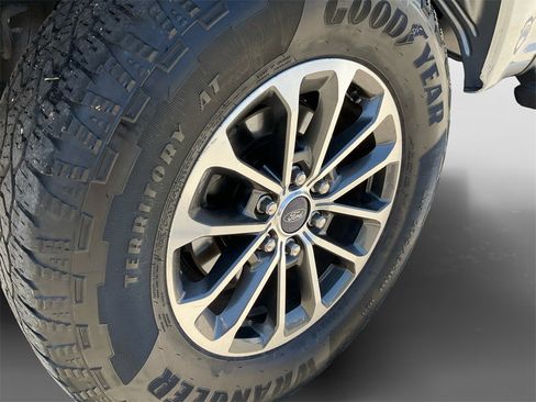 Used 2020 Ford F150 XLT w/ Equipment Group 302A Luxury image 10