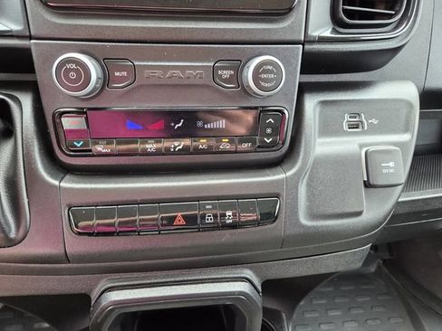 Used 2023 RAM ProMaster 2500 FWD image 27