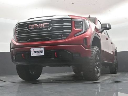 Used 2024 GMC Sierra 1500 AT4 w/ Technology Package AWD/4WD image 52