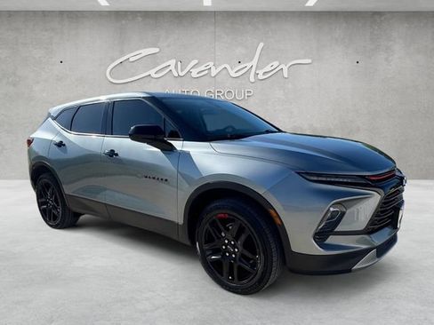 Used 2024 Chevrolet Blazer LT w/ Redline Edition FWD image 2
