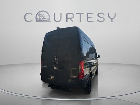 Used 2026 Mercedes-Benz Sprinter 2500 image 4