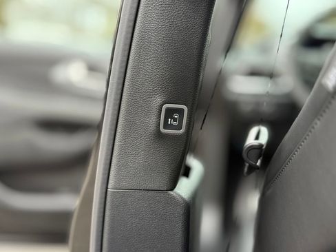 New 2026 Chrysler Pacifica Limited w/ S Appearance Package image 29