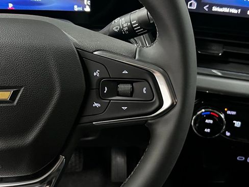 New 2026 Chevrolet Trax LT w/ Driver Confidence Package FWD image 17