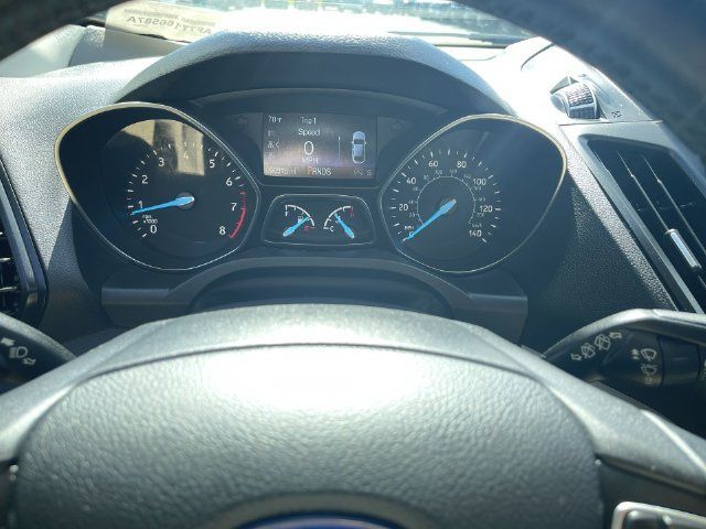Used 2019 Ford Escape SEL FWD image 12