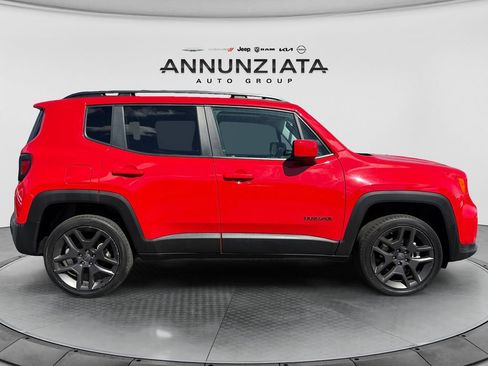 Used 2022 Jeep Renegade Latitude w/ Sun/Sound Group image 6