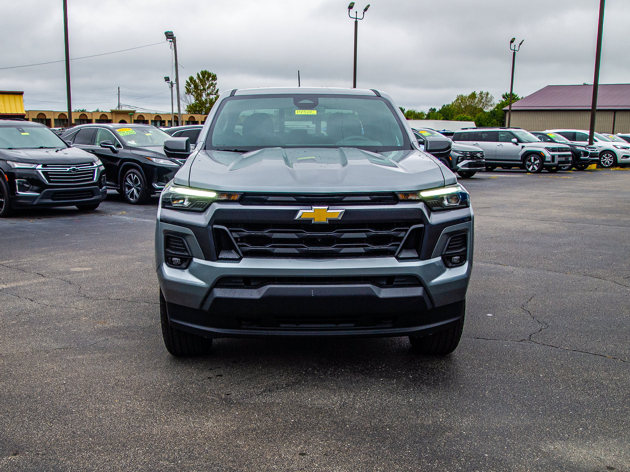 New 2026 Chevrolet Colorado LT w/ LT Convenience Package AWD/4WD image 2
