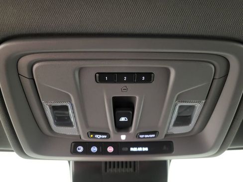 Certified 2024 Chevrolet Silverado 1500 LTZ image 15