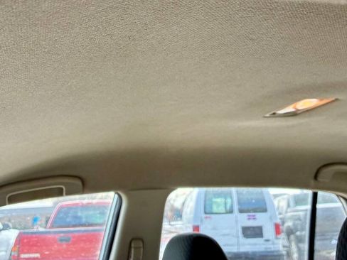 Used 2010 Nissan Versa 1.8 S w/ PWR Plus Pkg image 16