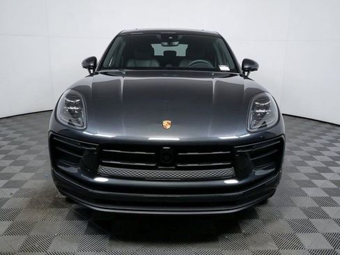 Used 2026 Porsche Macan AWD/4WD image 33