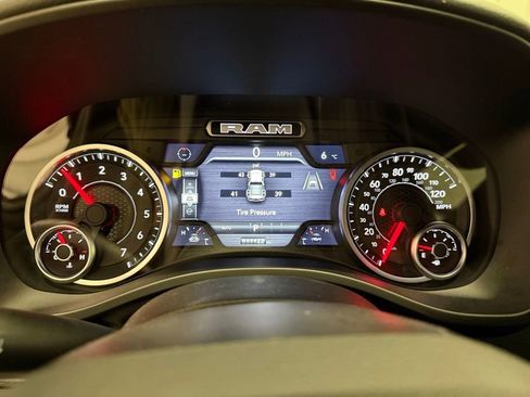 New 2026 RAM 1500 4x4 Crew Cab image 20