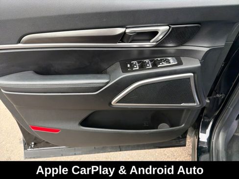 Used 2025 Kia Telluride S image 12