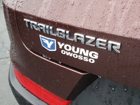 Used 2023 Chevrolet TrailBlazer LT image 30