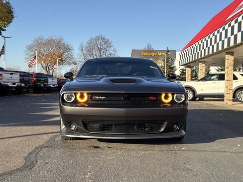 Used 2019 Dodge Challenger R/T Scat Pack image 2