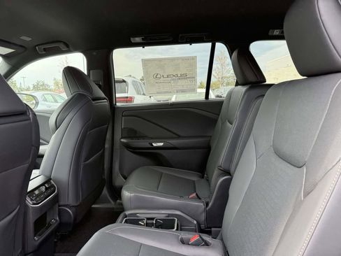 New 2026 Lexus TX 500h AWD image 13