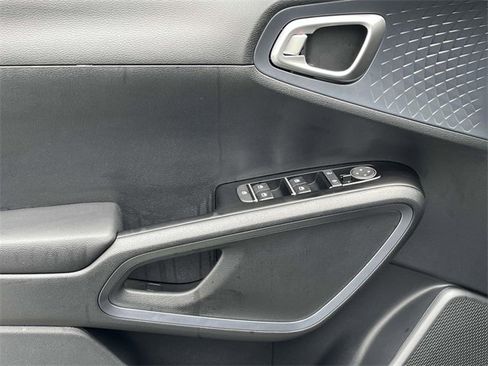 New 2025 Kia Soul EX image 22