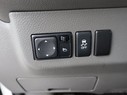 Used 2021 Nissan NV 2500 SV w/ Back Door Glass Package RWD image 19