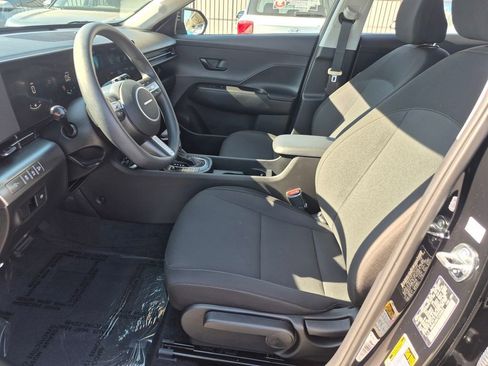 Used 2026 Hyundai Kona SE FWD image 13