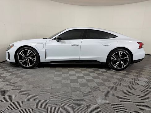 Used 2023 Audi e-tron GT Premium Plus AWD/4WD image 2