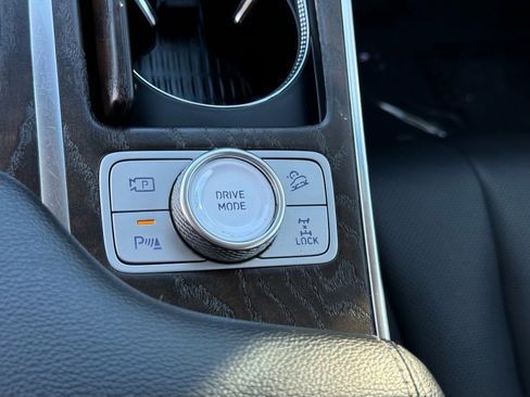 Used 2024 Genesis GV80 2.5T image 31