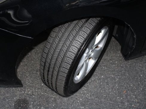 Used 2016 Toyota Sienna LE image 19