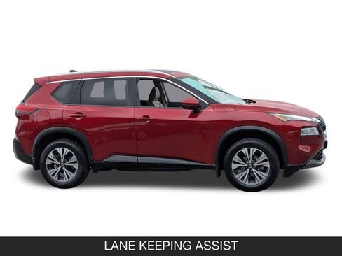 Certified 2021 Nissan Rogue SV w/ Premium Package FWD image 6