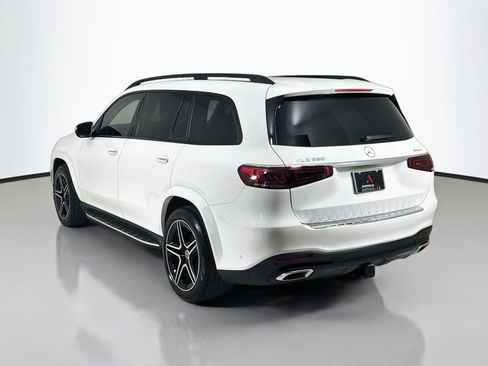 Used 2023 Mercedes-Benz GLS 580 4MATIC image 5