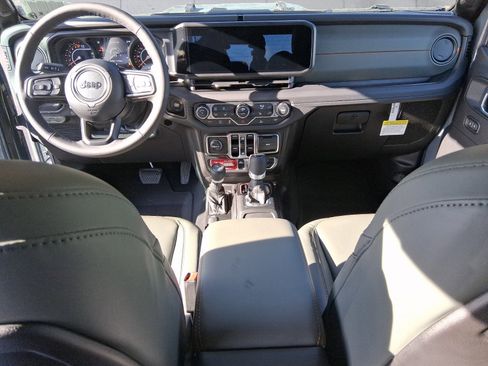 New 2026 Jeep Gladiator Mojave w/ Technology Group image 11