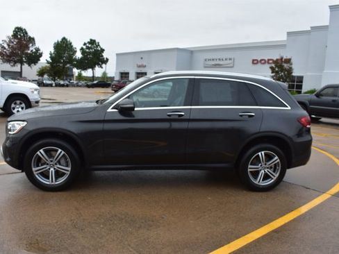 Used 2022 Mercedes-Benz GLC 300 image 9