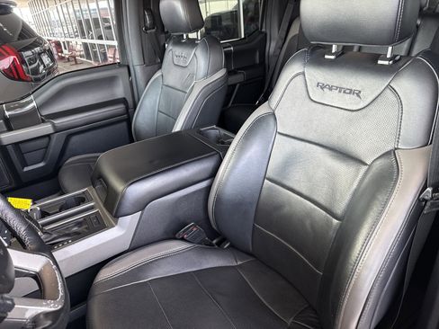 Used 2018 Ford F150 Raptor w/ Equipment Group 802A Luxury image 20