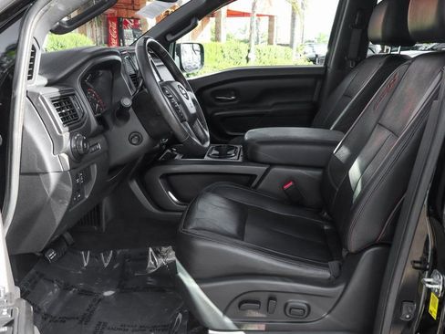 Used 2021 Nissan Titan PRO-4X w/ Pro-4x Convenience Package image 20