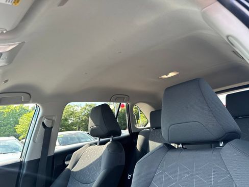 Used 2024 Toyota RAV4 XLE FWD image 16