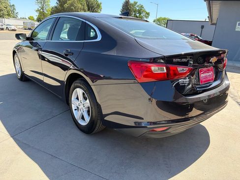 Used 2023 Chevrolet Malibu LT FWD image 5
