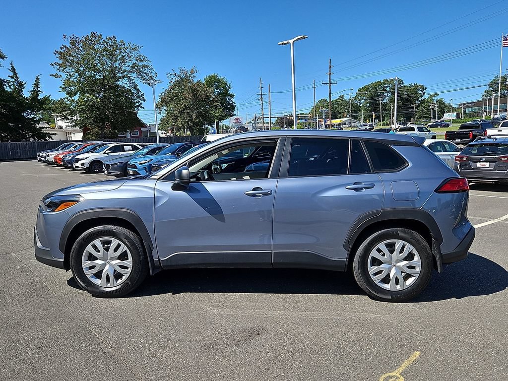 Used 2023 Toyota Corolla Cross L FWD image 8