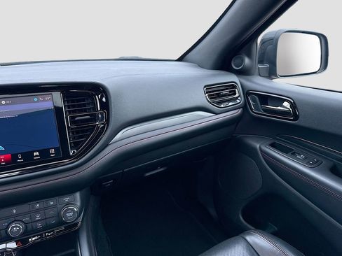 Used 2024 Dodge Durango GT image 24