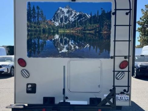 Used 2014 Ford E-350 and Econoline 350 Super Duty Wagon w/ Motorhome Prep Package RWD image 4