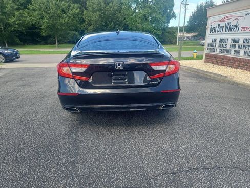 Used 2020 Honda Accord Sport image 8