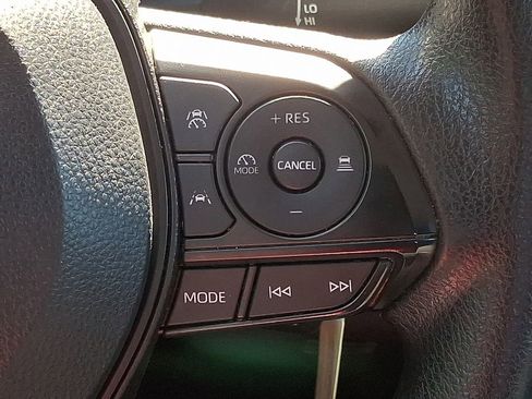 Used 2023 Toyota Corolla LE image 22