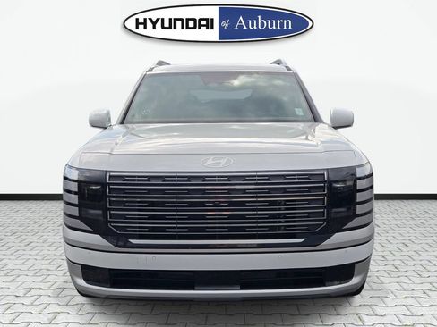 Certified 2026 Hyundai Palisade Calligraphy FWD image 12