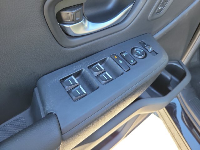 Certified 2025 Honda Pilot EX-L image 9