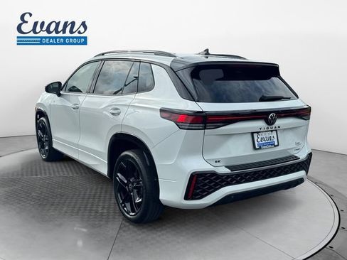 New 2026 Volkswagen Tiguan SE R-Line AWD/4WD image 4