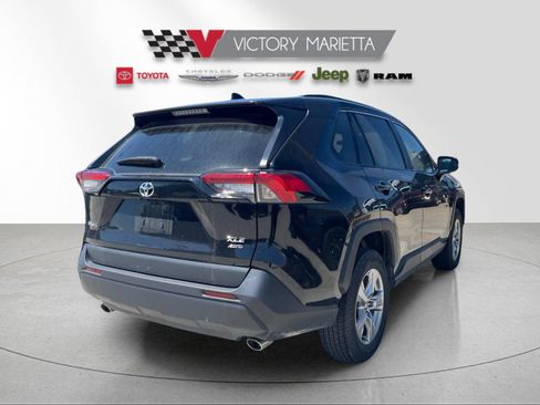Used 2024 Toyota RAV4 XLE AWD/4WD image 4