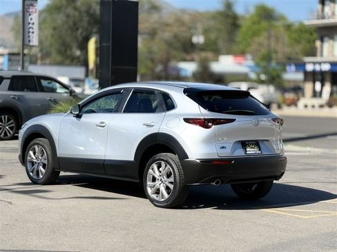 Used 2020 MAZDA CX-30 AWD w/ Select Package image 4