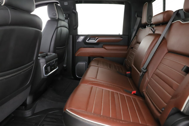 Used 2025 GMC Sierra 3500 Denali Ultimate AWD/4WD image 30