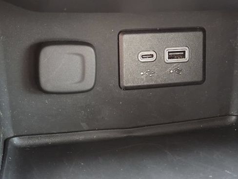 Used 2023 GMC Acadia SLE w/ Driver Convenience Package FWD image 30